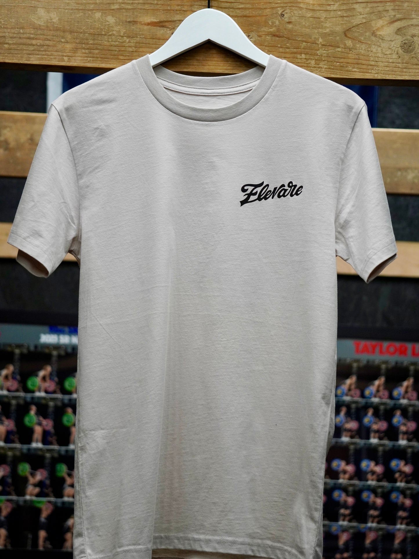 Elevare Slogan Tee